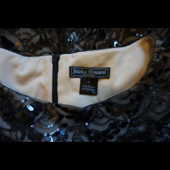 Jessica Howard Black & Tan Cap Sleeve Sequin Dress - Picture 2 of 3